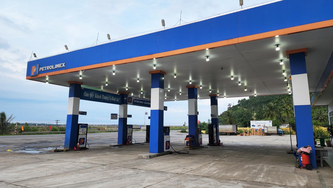 Trạm xăng dầu - Cổng chào Tây Ninh 