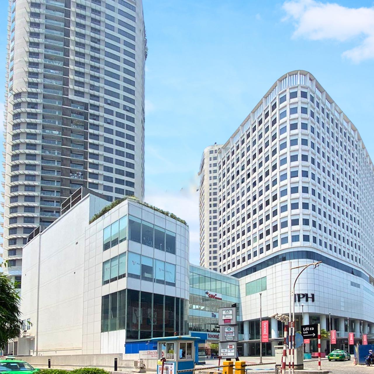 Toà nhà IPH Xuân Thuỷ, Hà Nội
